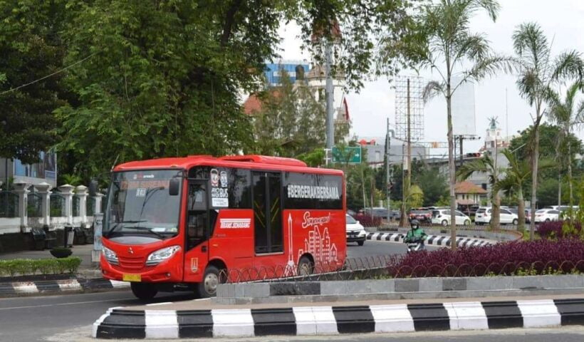 Hendi Tetapkan Kebijakan Tukar Botol Plastik Dengan Tiket BRT Trans Semarang