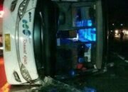 Bus Kramat Djati Tabrak Kontainer,8 orang Meninggal Dunia