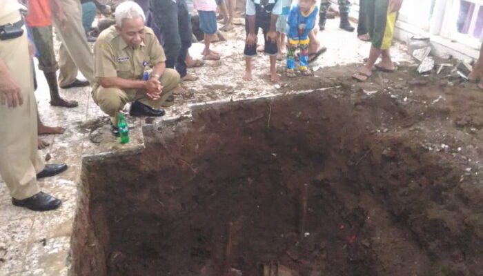Masyarakat Batang Temukan Wajan Raksasa Berdiameter 3 Meter