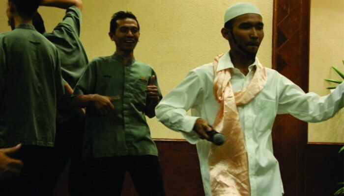 Pesta Kemerdekaan ala GCH, Nyanyi dan Goyang Dangdut