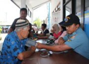 Ratusan Warga Tegal Berduyun Ikuti Baksos Kesehatan HUT Jalasenastri ke 70