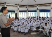 Kapolres Grobogan Sampaikan Kuliah Umum di STIKES An Nur