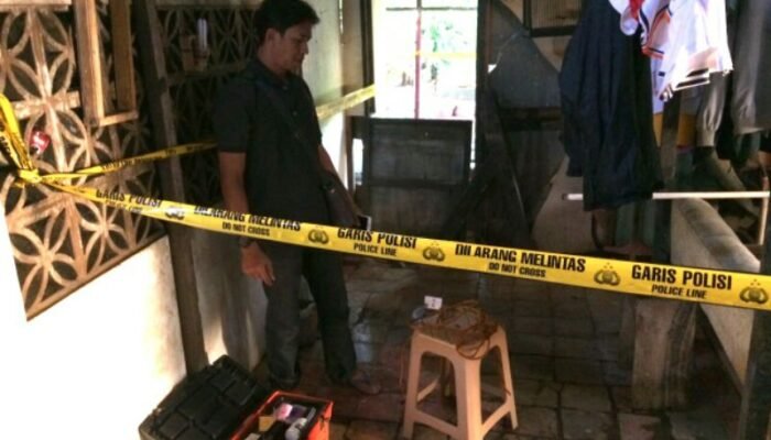 Terhimpit Ekonomi Seorang Lelaki Gantung Diri