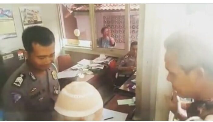 Ganjar Pergoki Pungli Oknum Petugas SAMSAT Kota Magelang