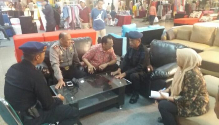 Terima Telpon Gelap, Javamall Diancam Bom