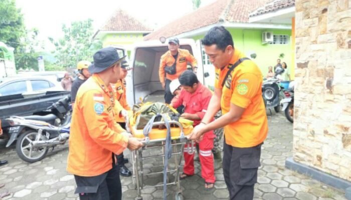 Diterjang Air Bah, Petani Kendal Tewas