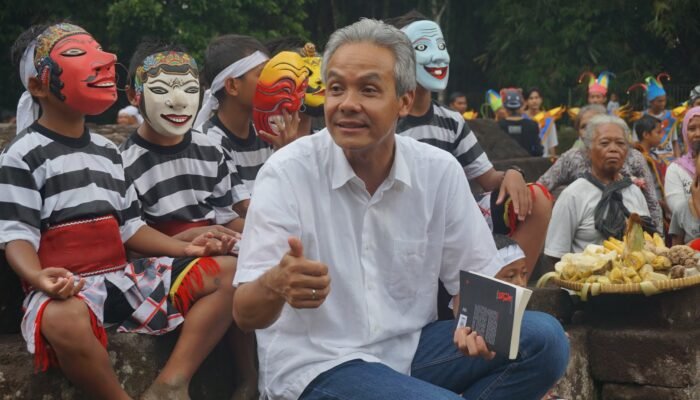 Ganjar Pranowo Dalam Buku