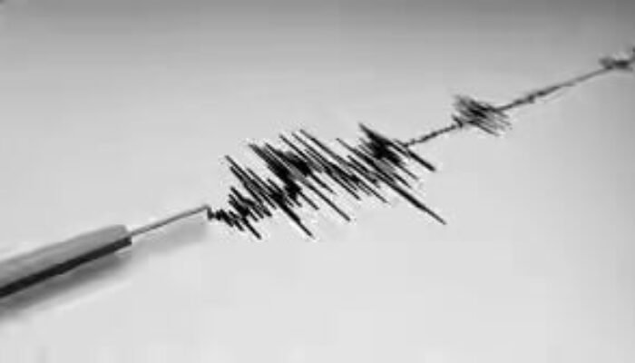 Gempa 5,5 SR Dirasakan Keras di Padang Selama 5-10 Detik