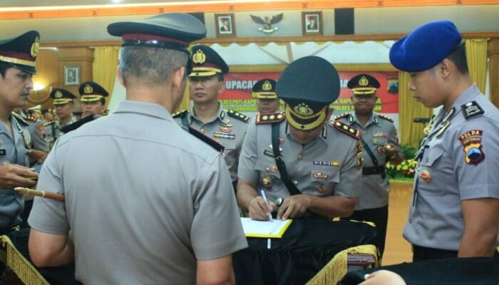 Sertijab Kapolres dan Pejabat Utama Polda Jateng