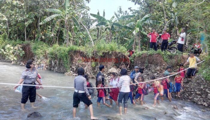 Pemerintah Kota Akan Buatkan Jembatan Sementara melalui Program TMMD