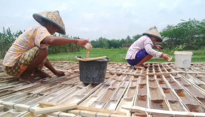 Ajaibnya Sumur Garam Grobogan