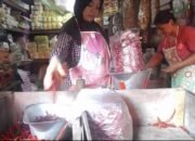 Harga Cabai Segae Mahal, Cabai Keriting Diserbu Penbeli