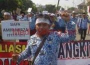 Tampil Di panggung Kehormatan, Kapasitas Amir Mirza Hutagalung Dipertanyakan