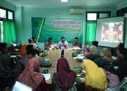 Menyimak Pesona Tafsir Al Ibris