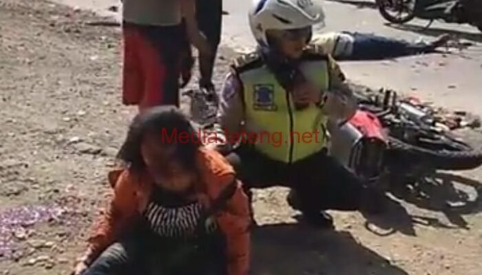 Tak Kuasai Medan, Truk Seruduk Mobilio dan Ninja
