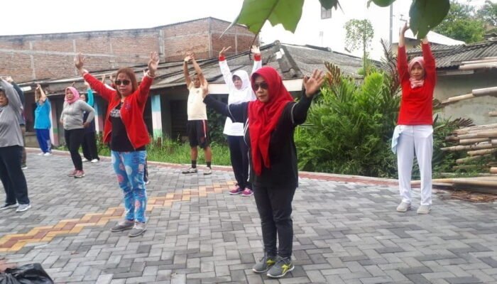 Caleg Di Kota Semarang Ini Rajin Ajak Warga Berpola Hidup Sehat