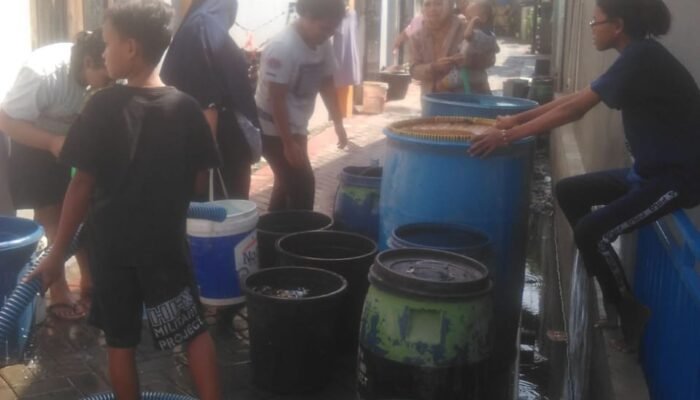 Antisipasi Kekeringan, BPBD Kota Semarang Siagakan 100 Tangki Air Bersih