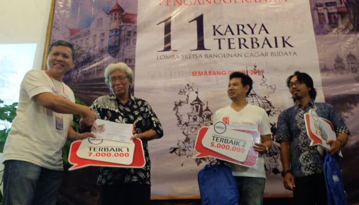 Sketsa Gereja Blenduk Membawa Aryo Sunaryo Menjadi Juara Pertama  