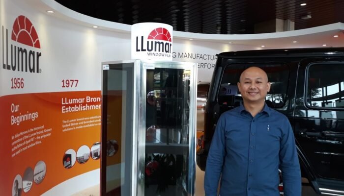 Buka Cabang Di Semarang Timur, Reza Kaca Film Beri Promo Separo Harga