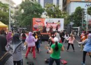 Tergerak Hidup Sehat, Ratusan Pengunjung CFD Ikut Senam Zumba Kongbap