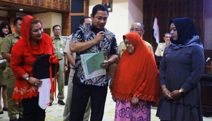 Gara-Gara Bayar Pajak Tepat Waktu, Dua Warga Semarang Dapat Rumah Dan Mobil