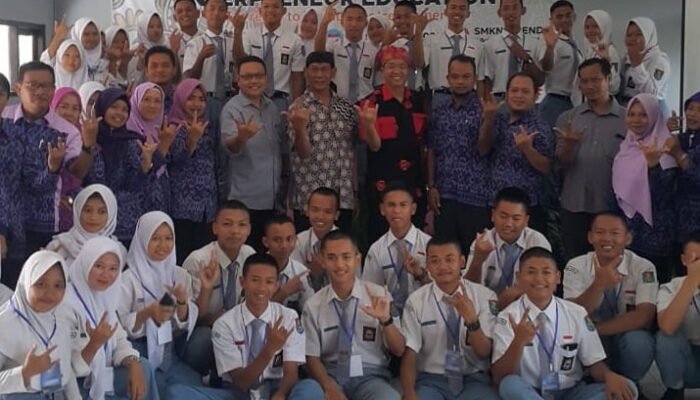 Harjanto Halim Edukasi Kewirausahaan di SMKN 3 Kendal