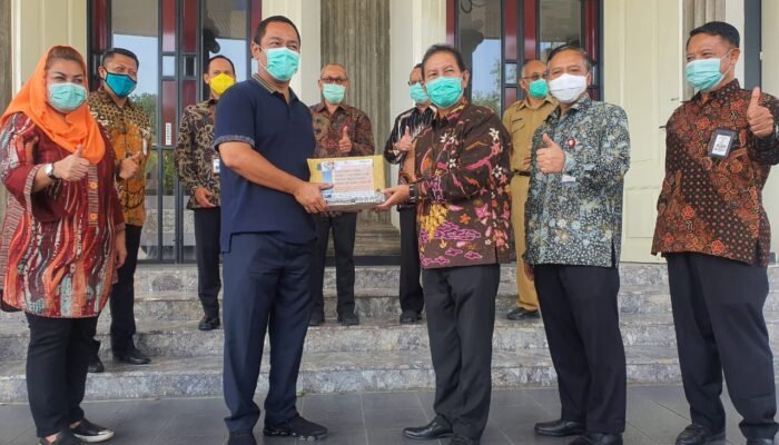 Ringankan Beban Masyakarat, IJK Jateng Bantu 1500 Paket Sembako