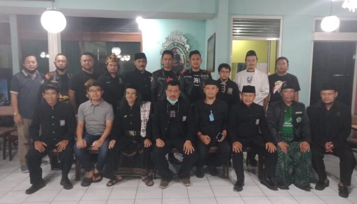Pagar Nusa Jateng Jalin Silaturahmi dengan PSHT dan Pemuda Pancasila