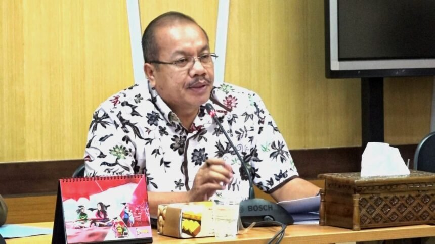 Meski PPDB Online, Sejumlah Orang Tua Siswa Tetap Mendatangi Sekolah