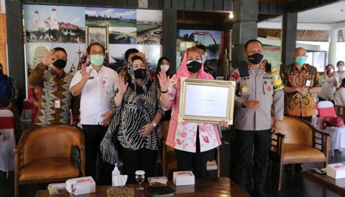 Berkat SIMEP, Pemkot Semarang Raih Penghargaan Anugerah KPAI 2020