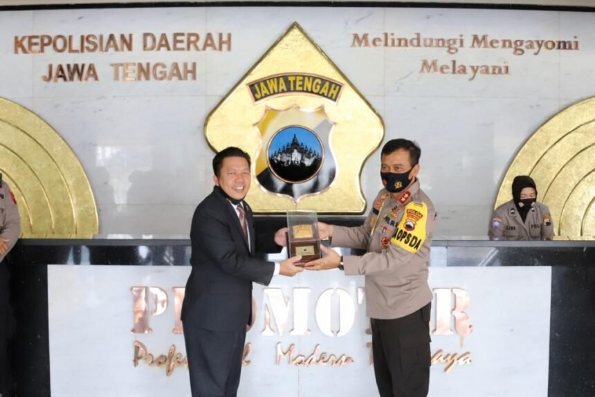 Polda Jateng dapat penghargaan Lemkapi