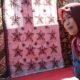 Afida Aspar Kabid PNF Dindikbud Demak saat membaca puisi dalam rangka peringatan Hari Aksara Internasional yang diselenggarakan oleh PKBM Mukti Utama Demak (foto : Ari)