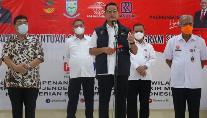 Mensos Pastikan Penyaluran BST Merata