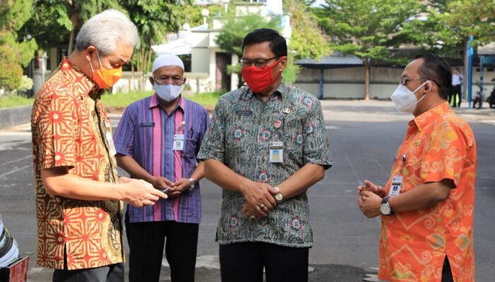 Ganjar : Januari Belum Semua Bisa Tatap Muka