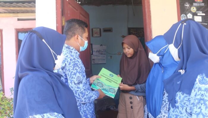 Peringati Hari Amal Bakti, MIN 3 Banyumas Gelar Baksos