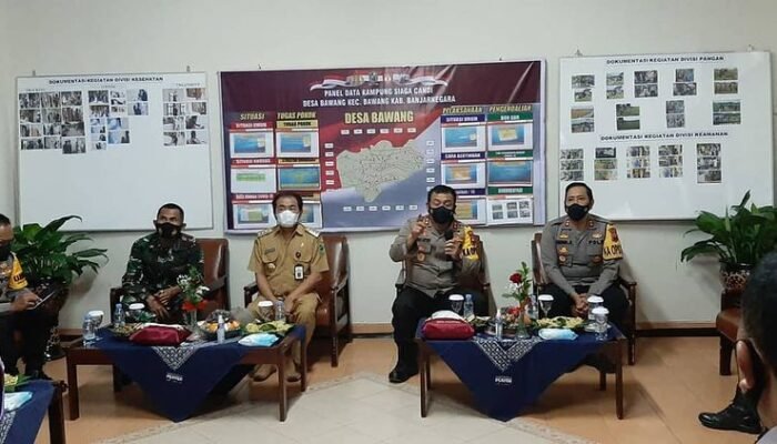 Kapolda Jateng Cek Posko PPKM Mikro Desa Bawang Banjarnegara
