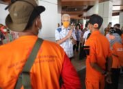 Warga Jawa Tengah Kirim Telur Asin dan Sayuran Untuk Saudara di Jatim