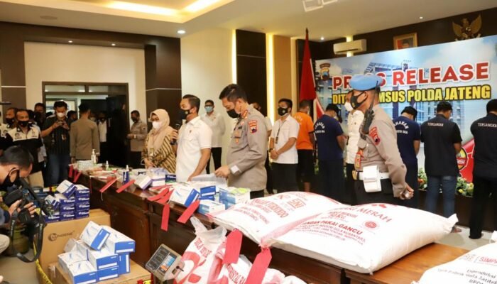 Ditreskrimsus Polda Jateng Amankan Ratusan Merk Alat Rapid Antigen Tanpa Ijin Edar