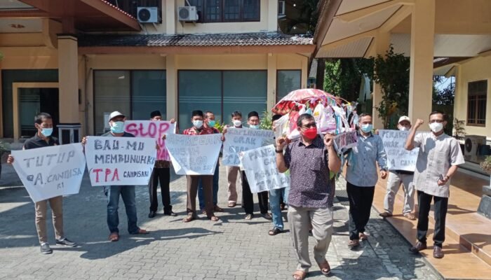 Gagal Panen dan Bau Tak Sedap, Warga Tuntut TPA Candisari Demak Ditutup