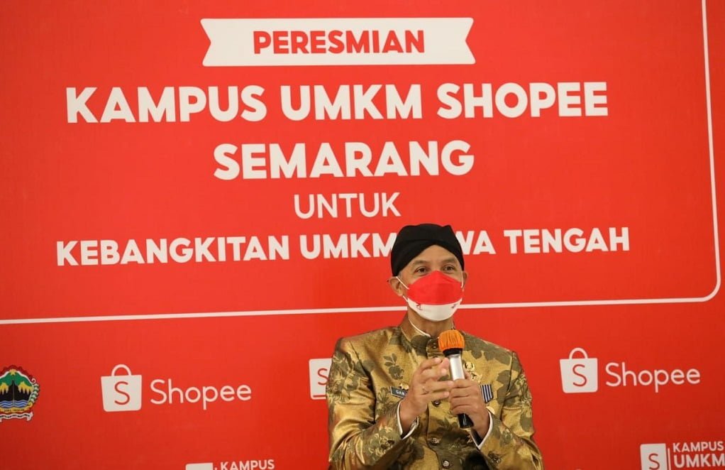 Gubernur Jawa Tengah Ganjar Pranowo Resmikan Kampus UMKM Shopee