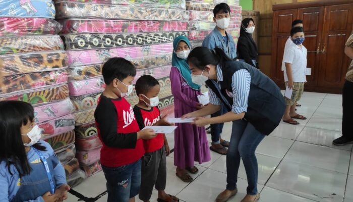 Anak Yatim Piatu Terpapar Covid di Banyumanik Dapat Beasiswa dari Komunitas Tionghoa Semarang