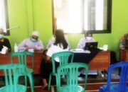 Polres Banjarnegara Bekerja Sama dengan Pemdes Klampok Adakan Vaksinasi Pertama untuk Warga