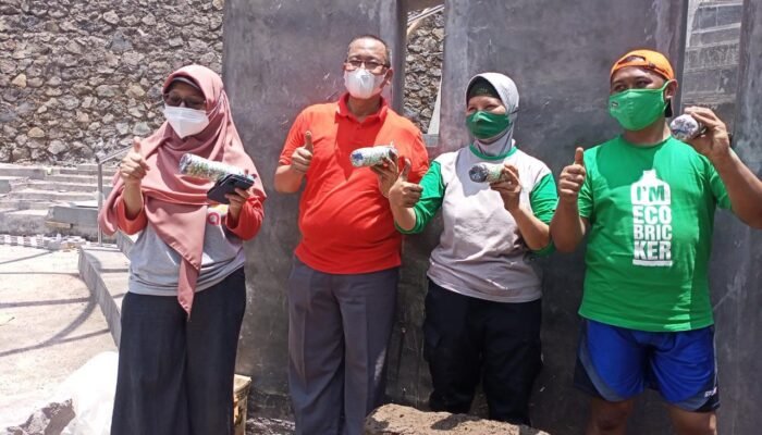 Kota Semarang Gandeng Marimas Bangun Taman Ecobrick