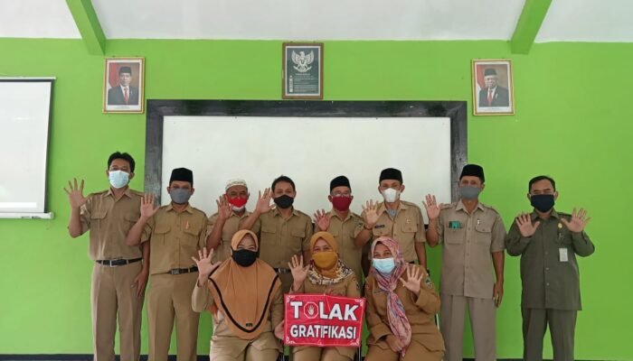 Pemerintah Kecamatan Ajibarang Giat Sosialisasikan Gratifikasi
