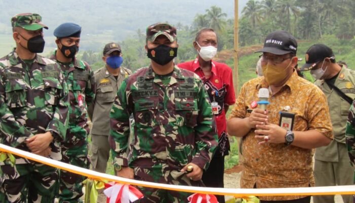 TMMD Sengkuyung Tahap III Selesai, Desa Tegalpingen Miliki Jalan Baru