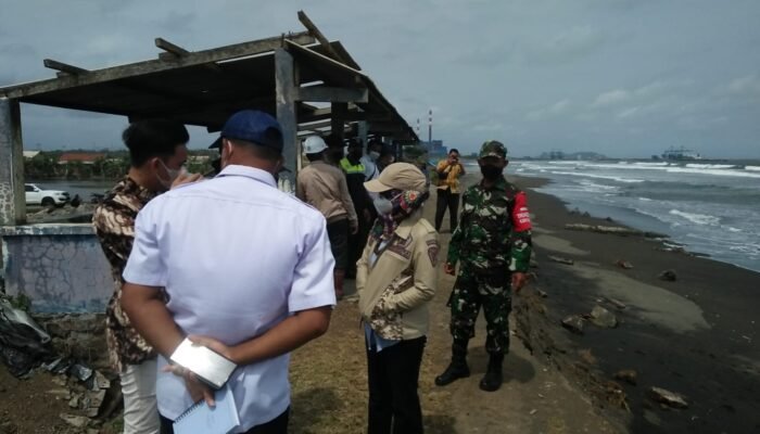 BBWS Serayu Opak, TNI dan BPBD Cilacap, Cek Fisik Jebolnya Tanggul Sepadan di Pantai Lengkong