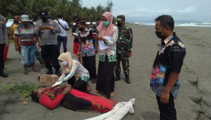 Sariman Ditemukan Meninggal Dunia Tenggelam di Pantai Sidayu Kecamatan Binangun