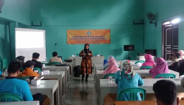 STIE Tambara Gandeng Pelaku UMKM Desa Glempang, Latih Pembukuan Laporan Keuangan