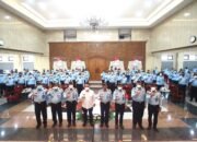 Sebagai pimpinan, kita harus cek anggota. Itu salah satu asas kepemimpinan rumangsa melu handarbeni yang berarti rasa ikut memiliki