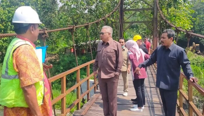 Dongkrak Sektor Pariwisata, Dewan Minta Pembangunan Jembatan Kaca Tinjomoyo Sesuai Target